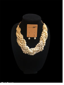 6 Strand  Pearl Necklace Set